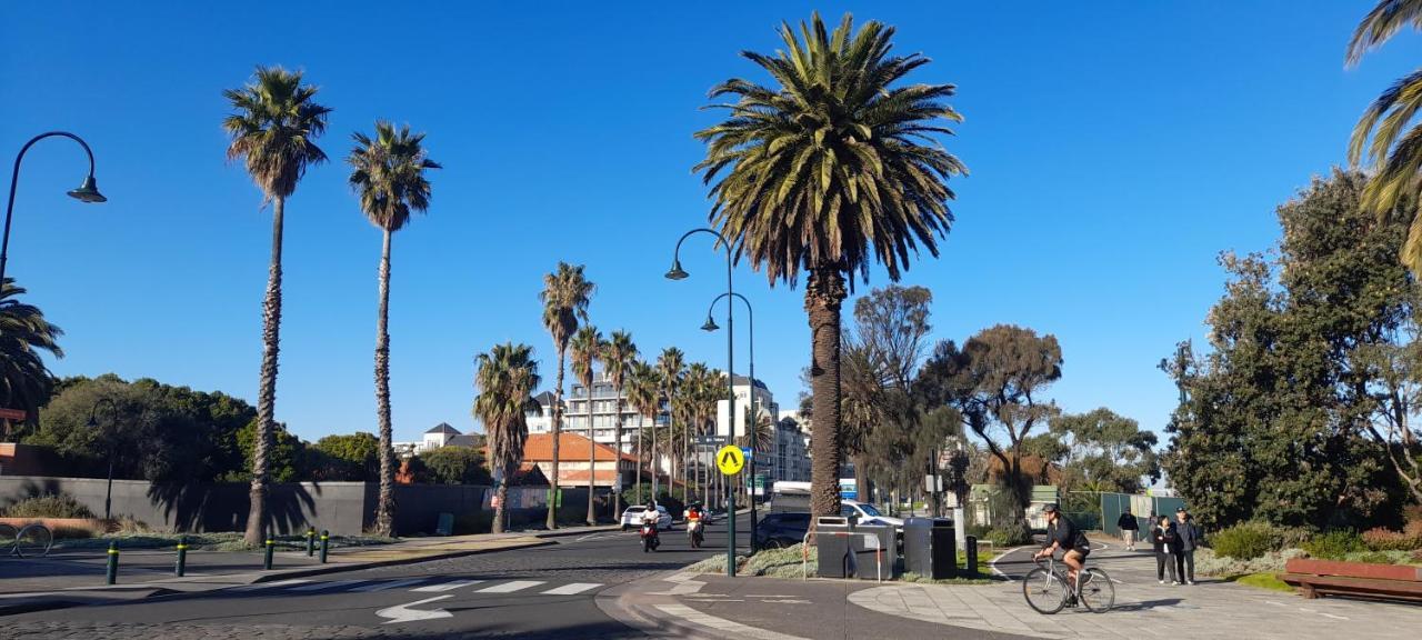 Beautiful Apartment 100Mts Near The Beach In Port Melbourne City Exterior foto