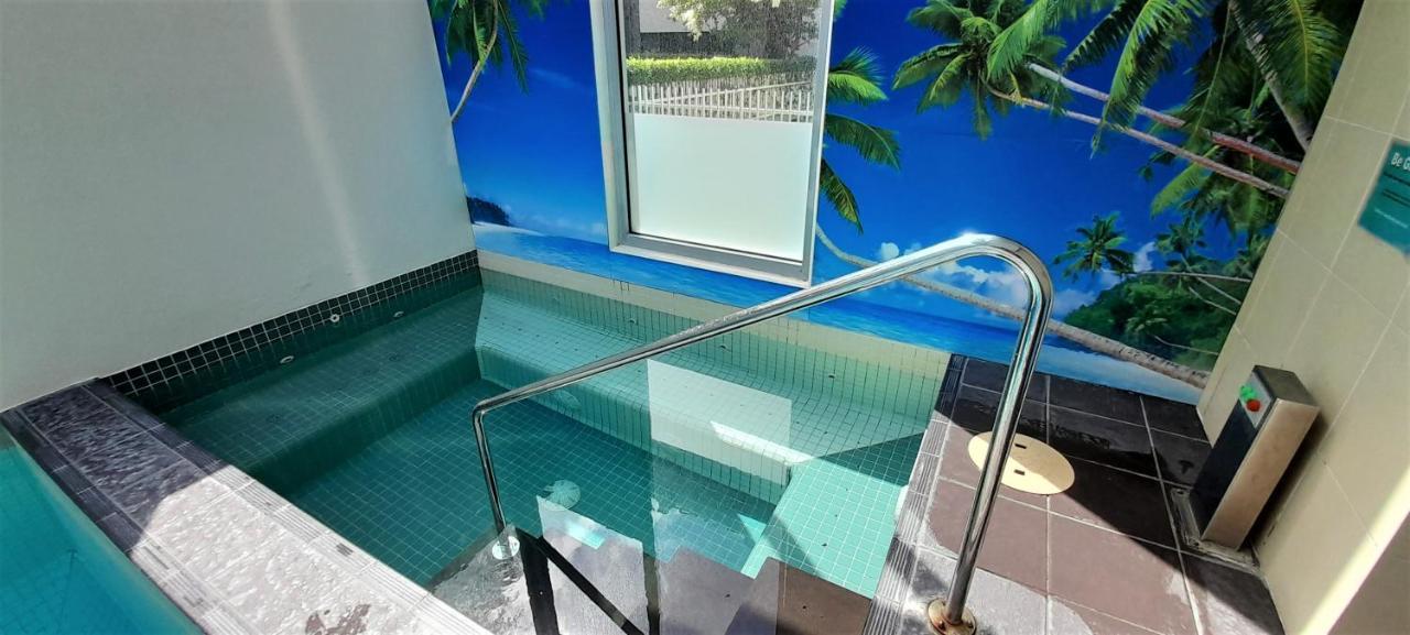 Beautiful Apartment 100Mts Near The Beach In Port Melbourne City Exterior foto